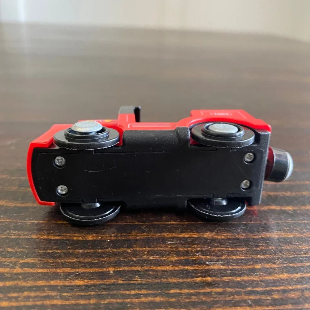 Red Steam Engine Train Toy Magnetic Connector Railway Kids Toy